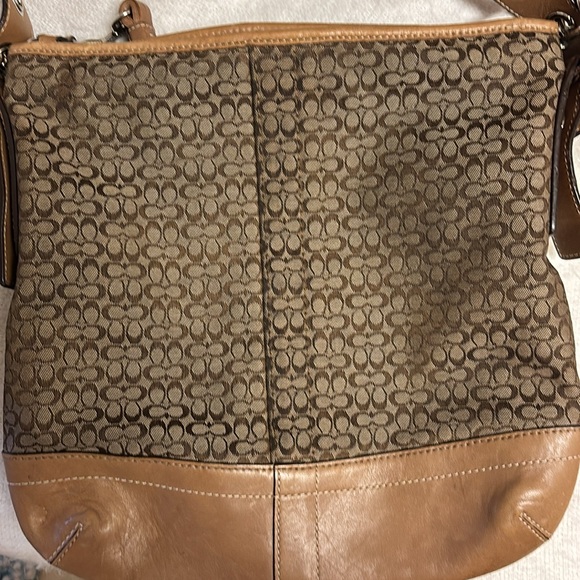 COACH Shoulder Bag Brown Leather/Canvas Adjust. Strap Zip “C” Logo 11 X11 Purse - Picture 6 of 7